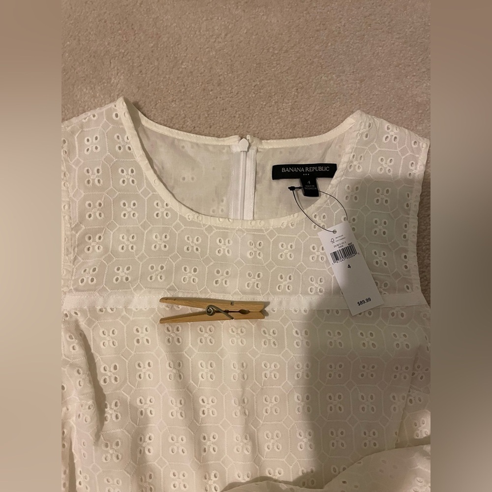 BANANA REPUBLIC eyelet mini dress size 4 NWT - Picture 6 of 9